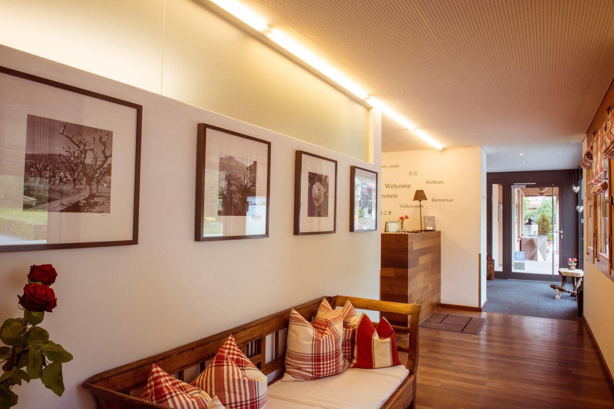 Hotel Weinstube Nendeln Ngoại thất bức ảnh