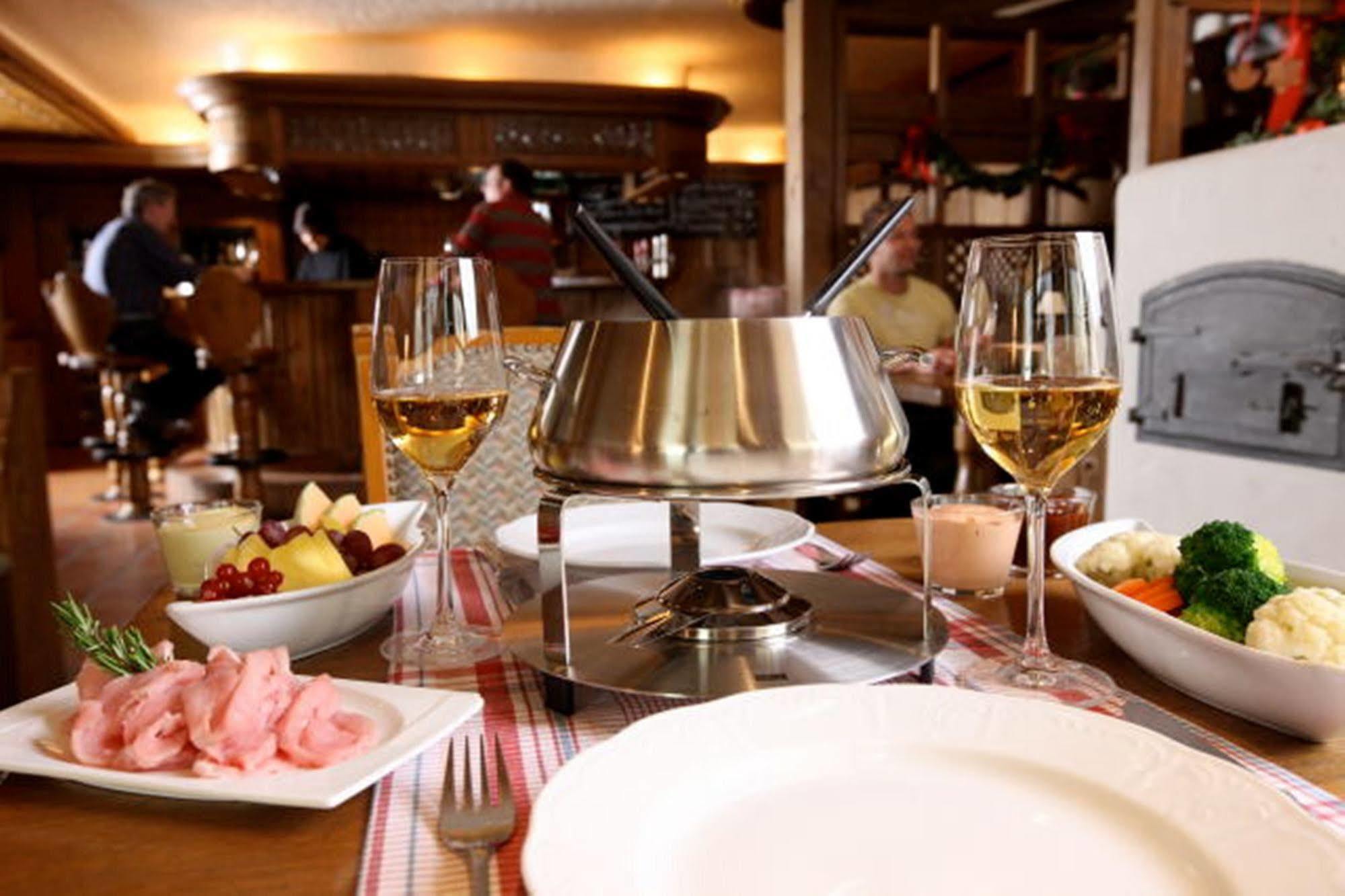 Hotel Weinstube Nendeln Ngoại thất bức ảnh