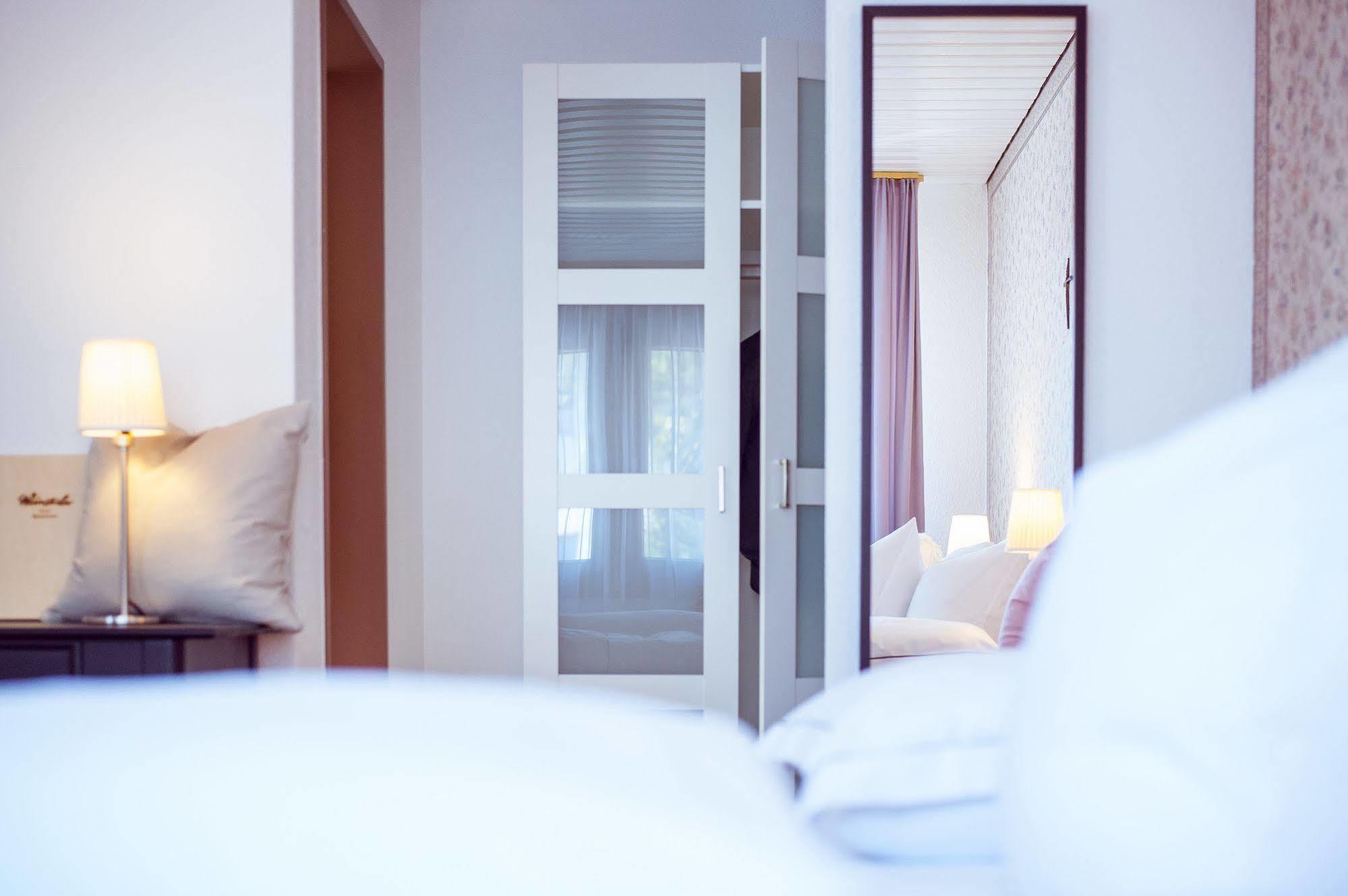 Hotel Weinstube Nendeln Ngoại thất bức ảnh